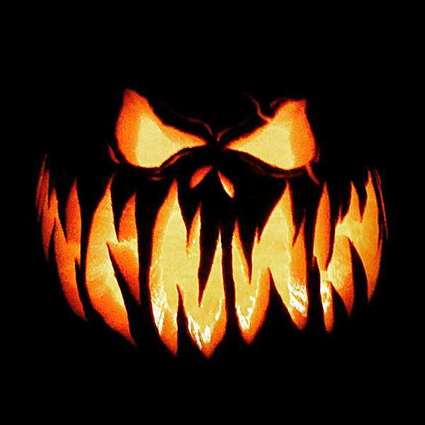 20 Super Scary Pumpkin Carvings The Urban Decor