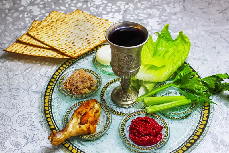 Food For Pesach Jewish Passover Passover Seder Plate Passover Bowl