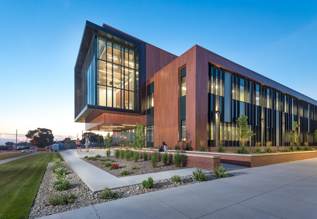 Northwestern College Sciences Building Engineering Design Associates Inc