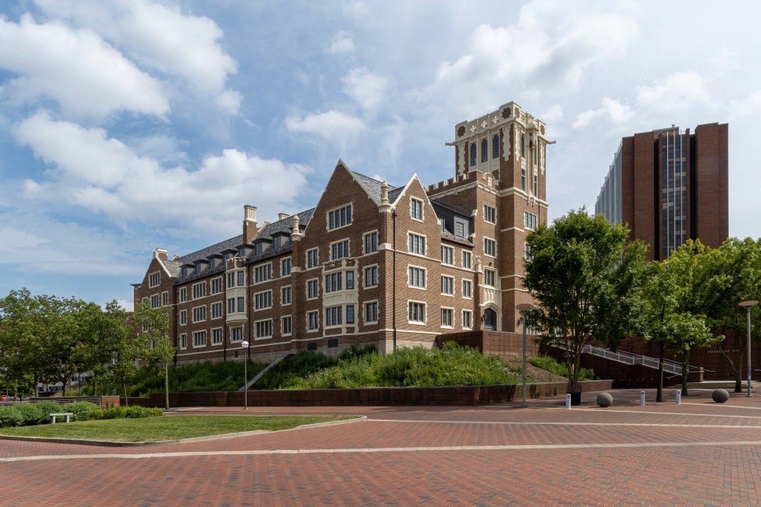 University Of Cincinnati Braunstein Hall Thp Limited