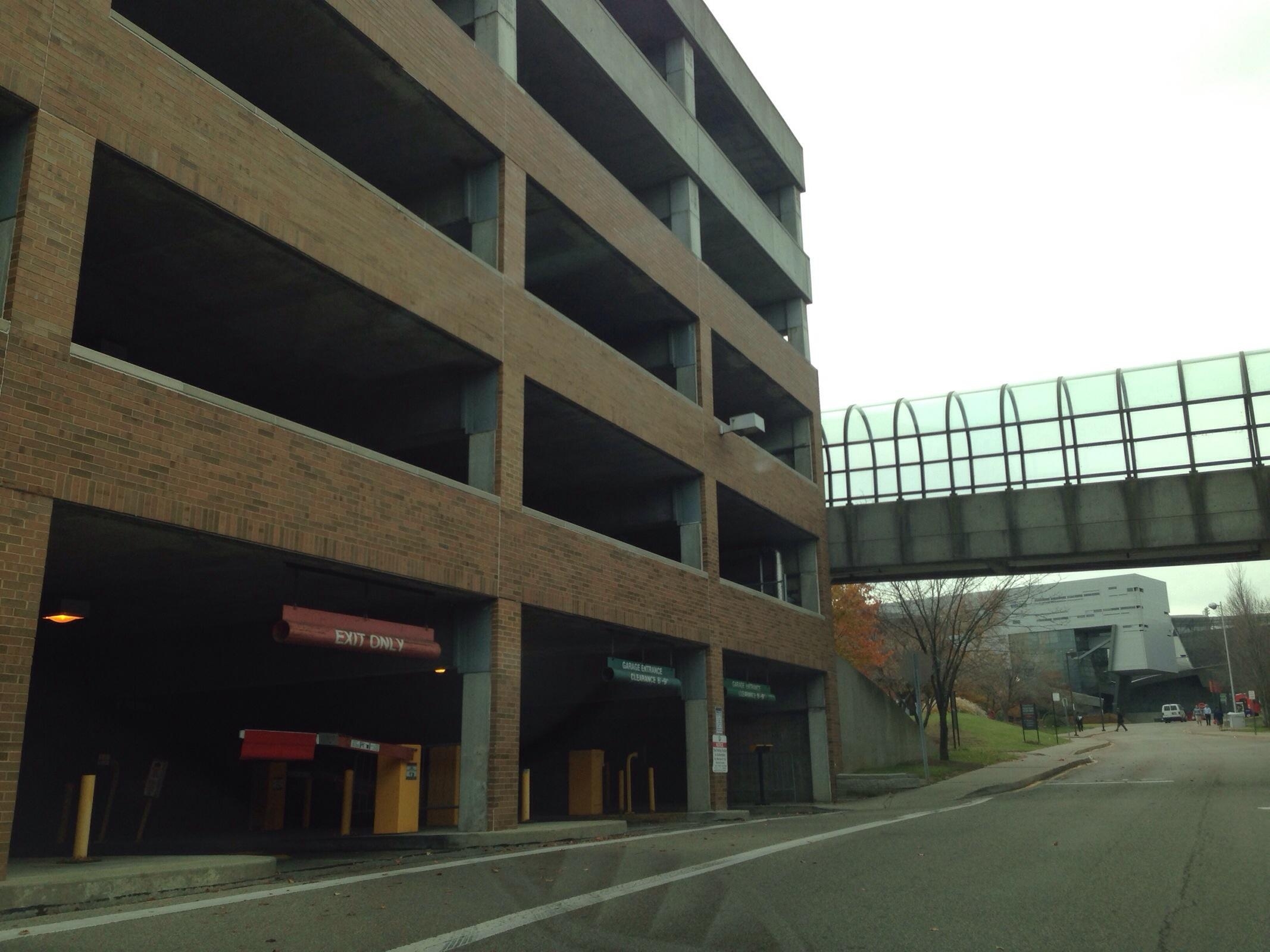 What's The Best Way To Navigate The Campus Green Garage? Efficient Parking Strategies