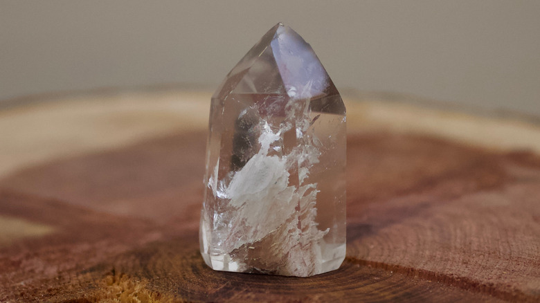 When To Use Clear Quartz? Your Ultimate Healing Guide