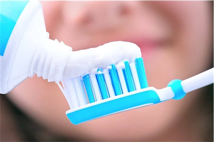 Why Choose Fluoridefree Toothpaste? The Ultimate Oral Care Guide